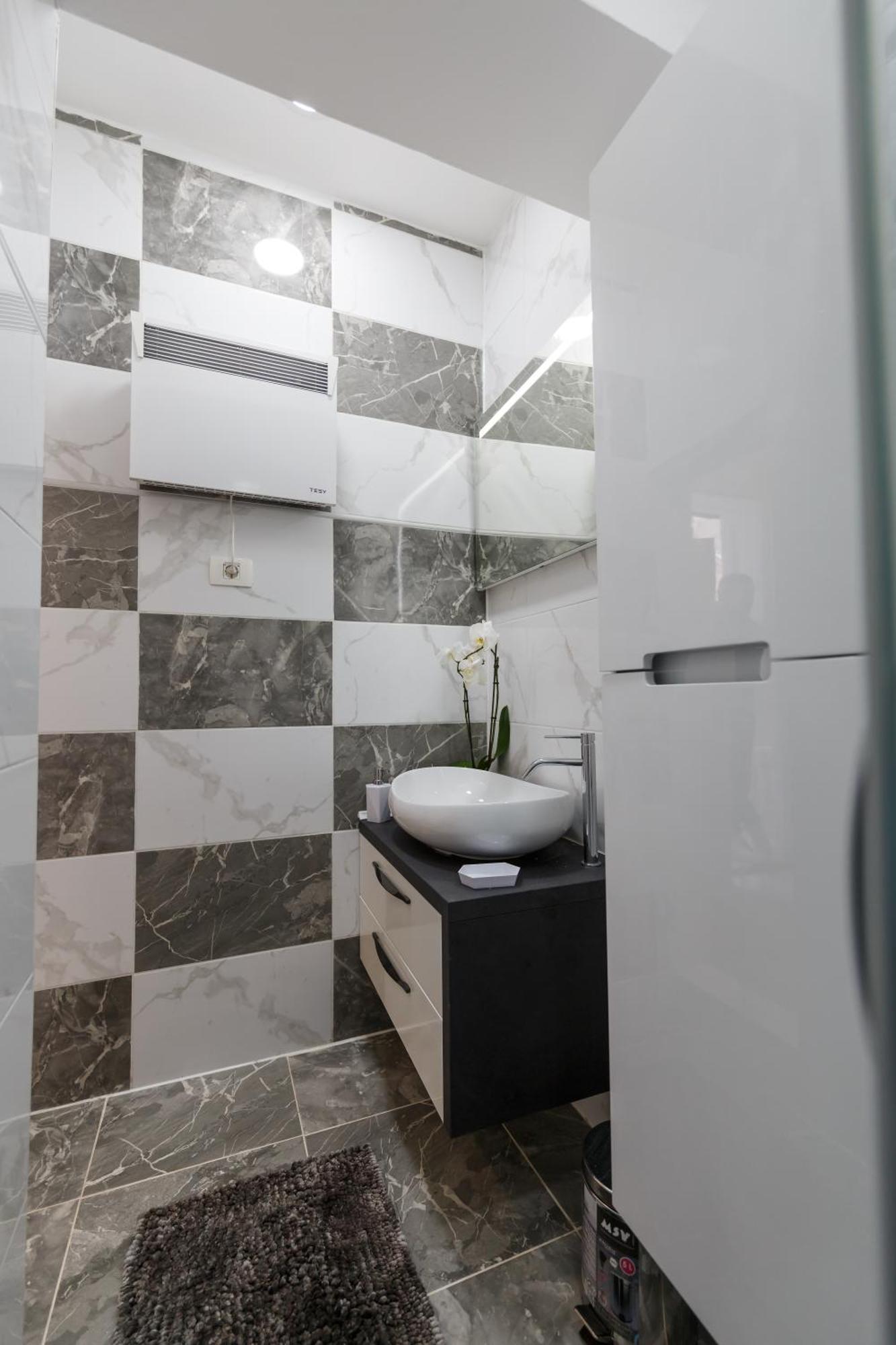 Apartman Royal Slavonski Brod Zewnętrze zdjęcie