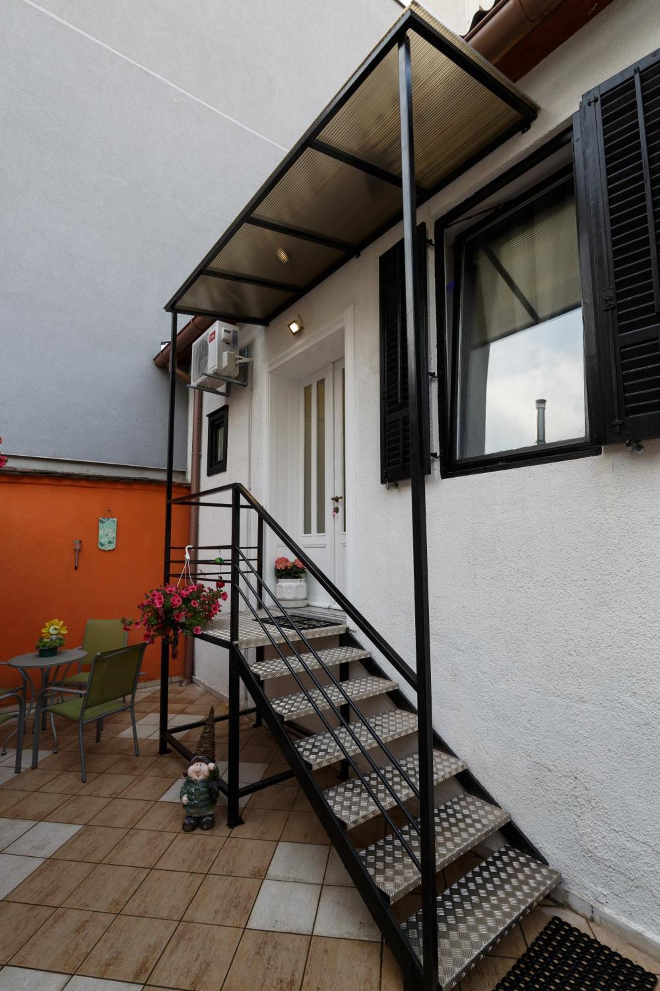 Apartman Royal Slavonski Brod Zewnętrze zdjęcie
